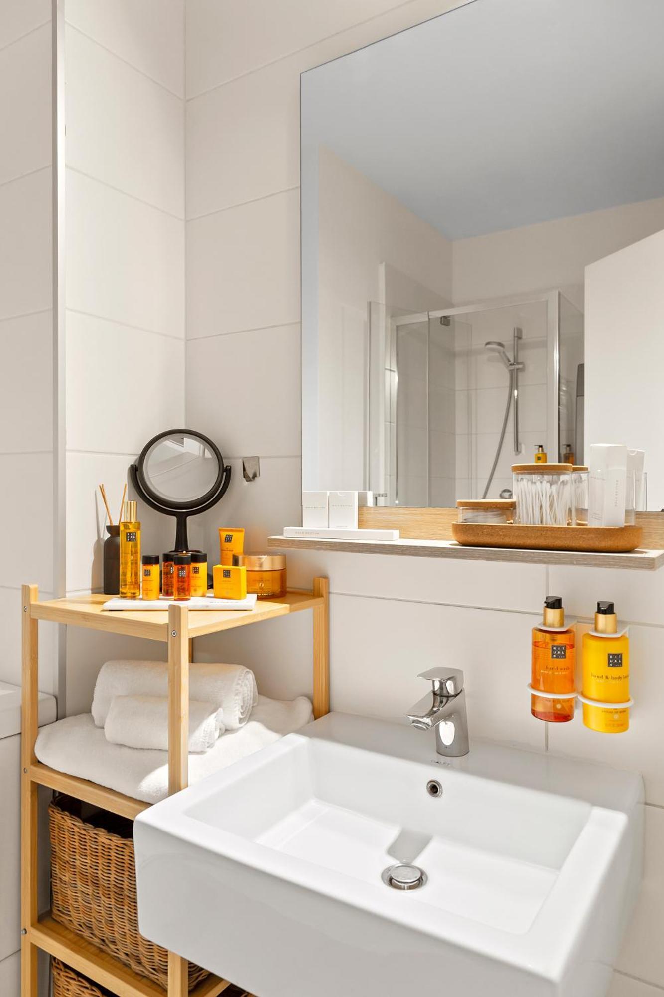 Mido Park Apartment With Private Parking & Self Check-In Βουκουρέστι Εξωτερικό φωτογραφία